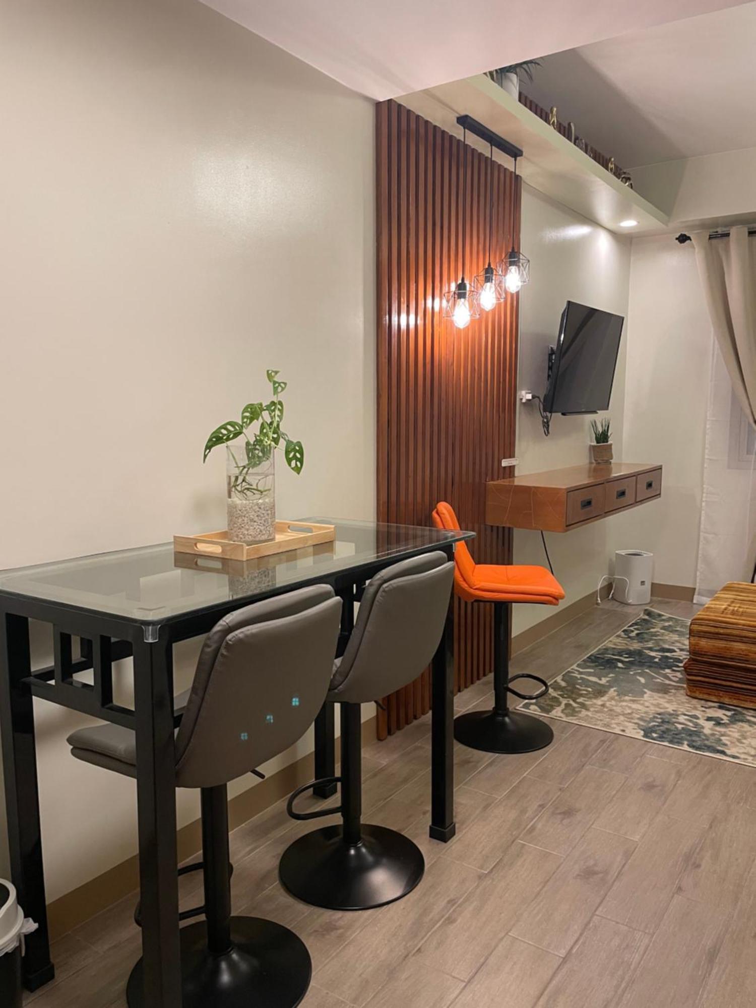 Condo Home With Fast Wifi In Bacolod City 외부 사진