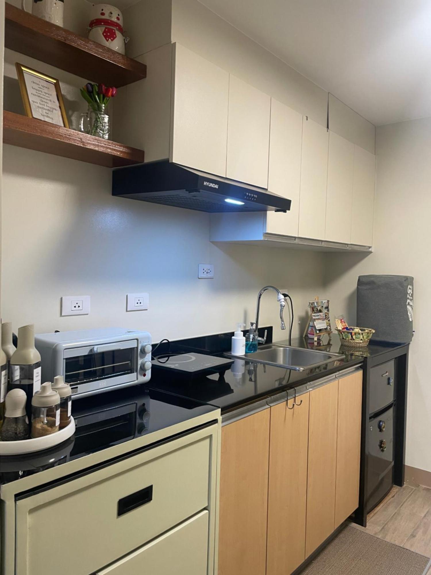 Condo Home With Fast Wifi In Bacolod City 외부 사진